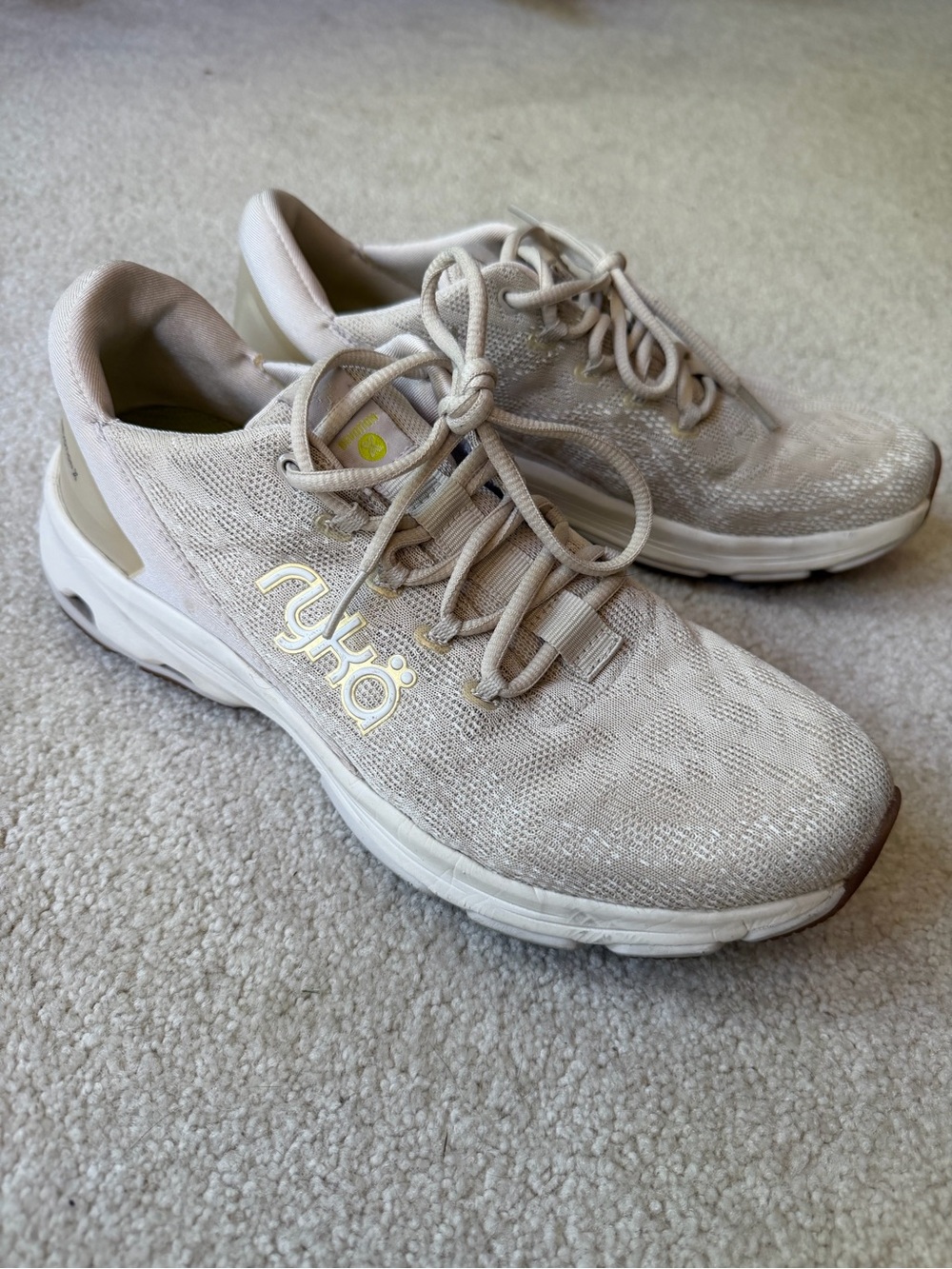 Ryka Light Beige Knit Walking Shoes with extra support Insole